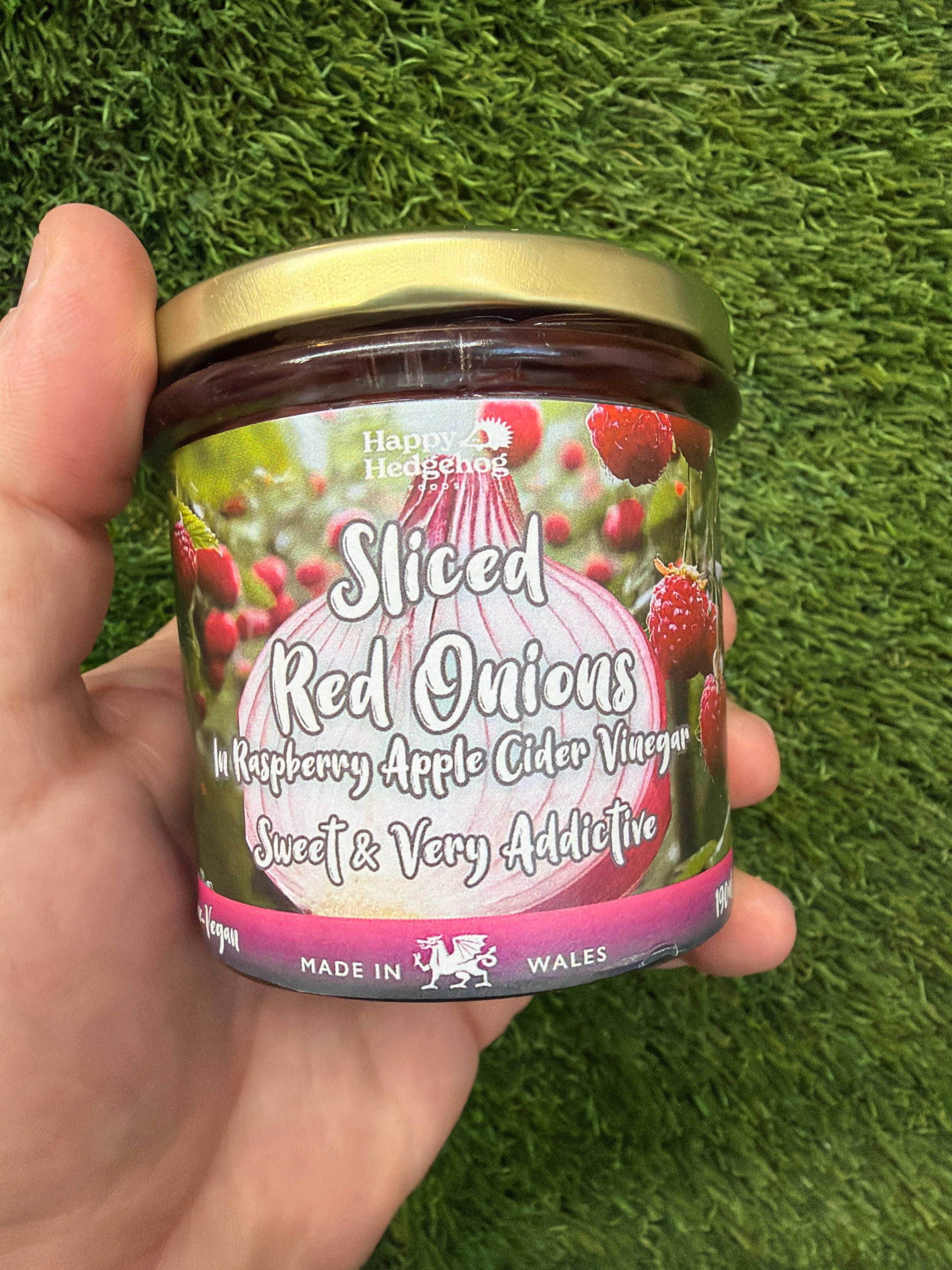 Happy Hedgehog - Sliced Red onions in Raspberry Apple Coder Vinegar