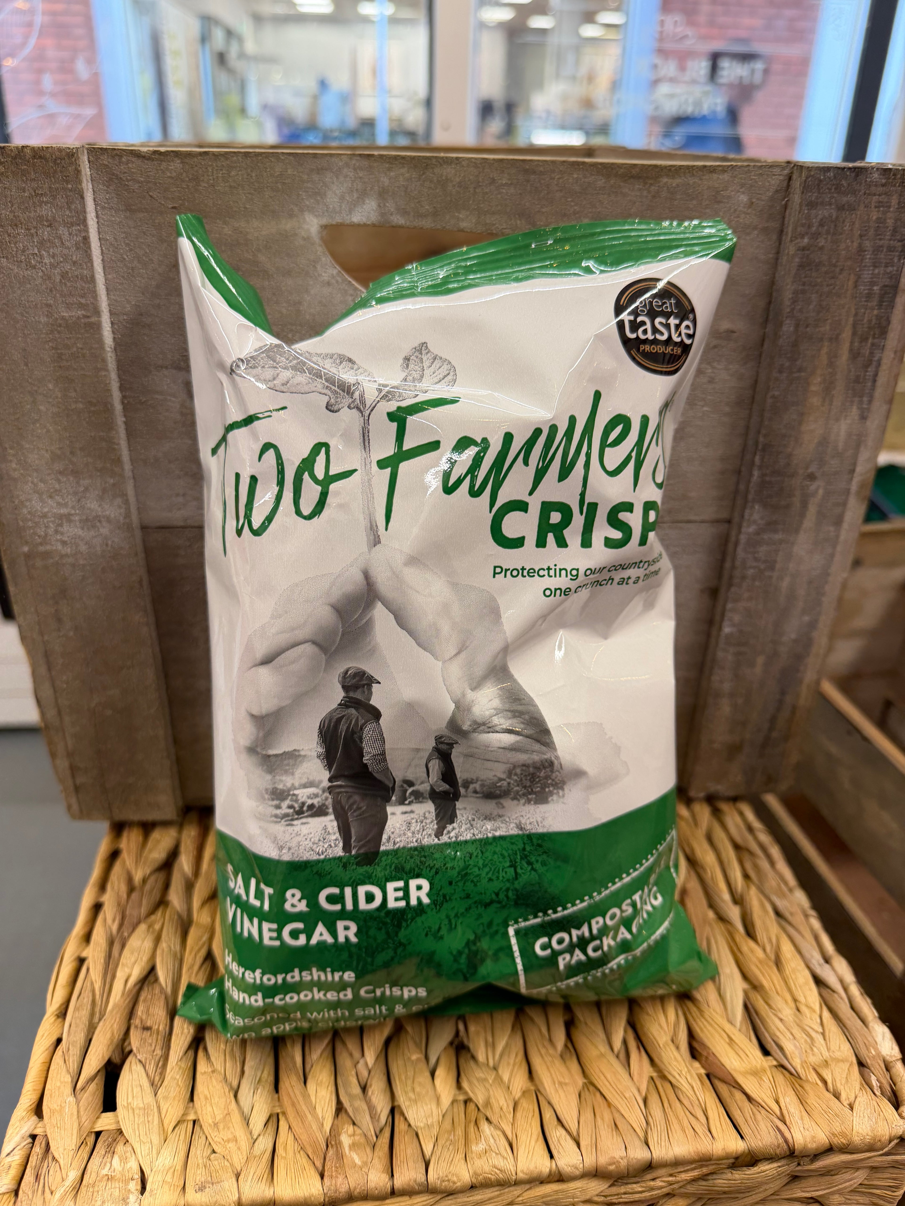 Two Farmers Crisps Apple Cider Vinegar 150g